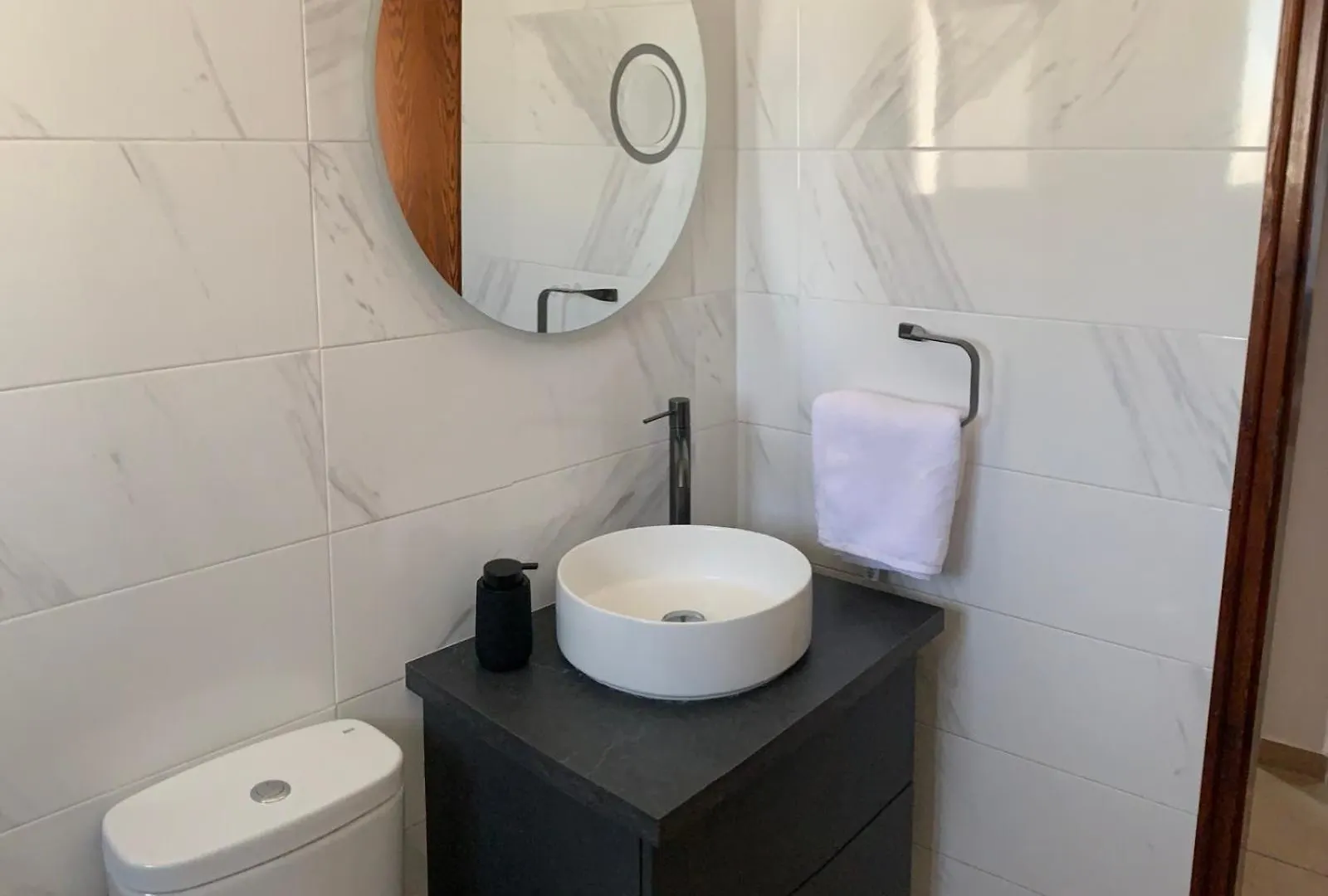 Sunshine Escape Apartment Larnaca